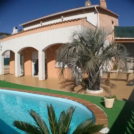 Costa. * Tossa de Mar